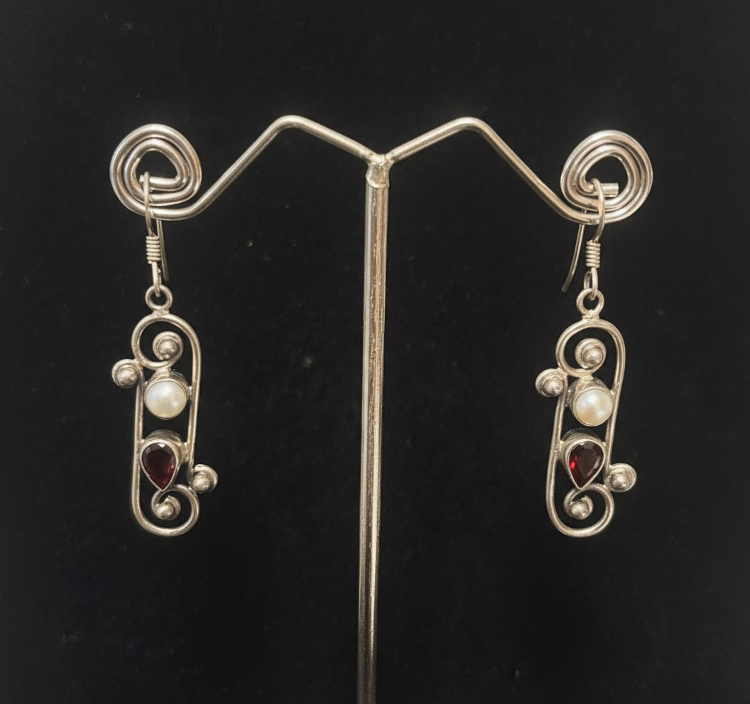 Brilliant Cut Garnet with Cultured Pearl Dangling 925 Sterling Silver Earrings