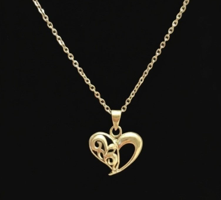 Exquisite Filigree Heart Pendant in 925 Sterling Silver
