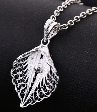 Oyster with Pearl Seashell Filigree Work 925 Sterling Silver Pendant