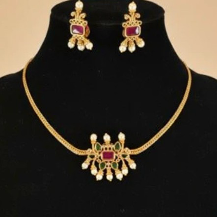 Classic Red and Green Stones Gold Plated Choker Style Necklace with Earrings Set
